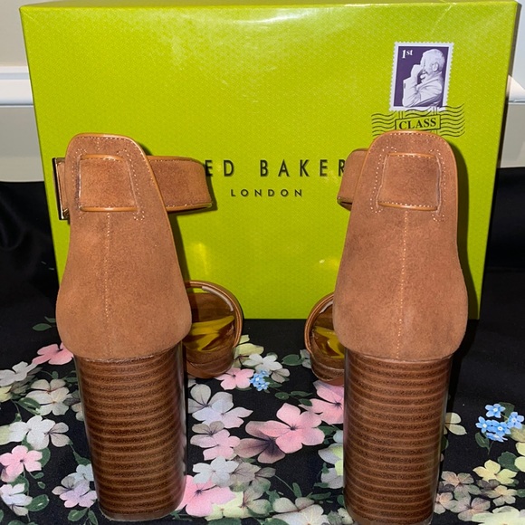 Ted Baker Leather/Suede Tan Sandal. - Picture 4 of 8